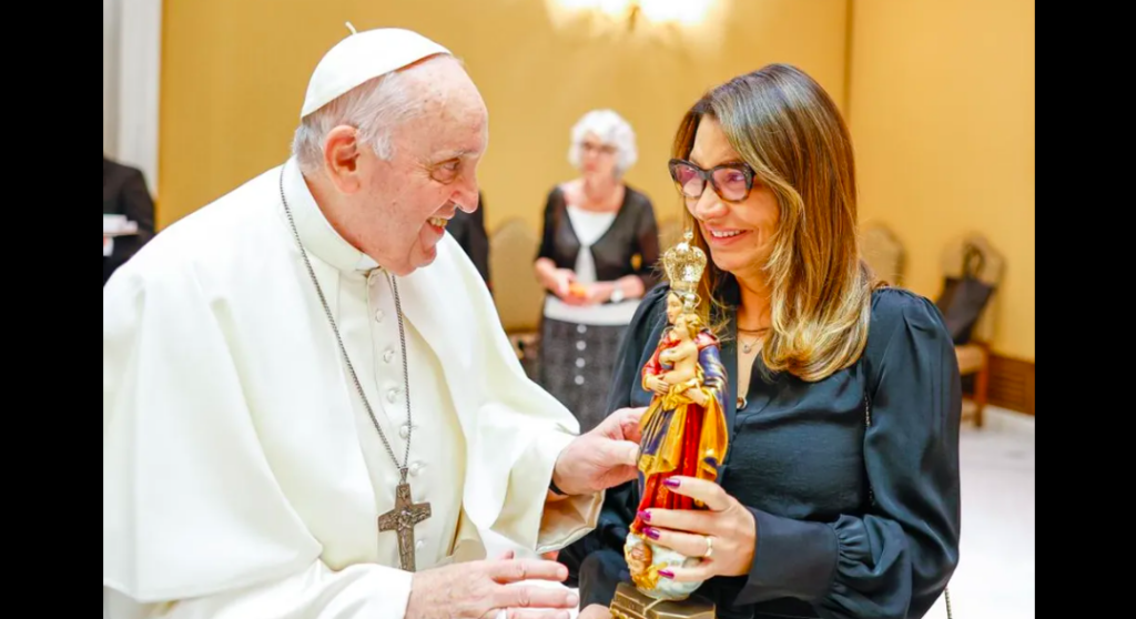 Lula e Janja se Reúnem com o Papa Francisco