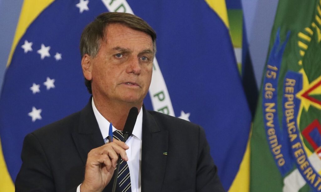 Bolsonaro e as Alegações de Desvio